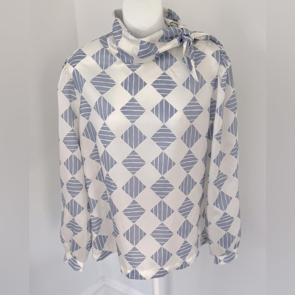 Vintage rrrrruss Pullover Blouse with Tie Neck